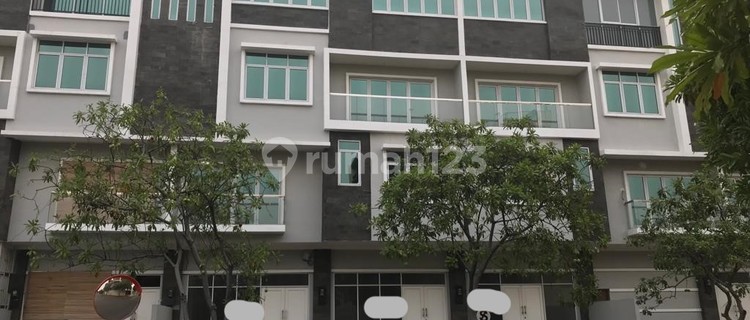 For Rent Fast 3 Adjacent Shophouses in Elang Laut Boulevard Area PIK North Jakarta 1