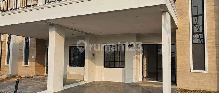 bisa cicil/kpr , Discont 20%++, rumah pik2 depan siap huni uk:8x15m2 ada balkon  1