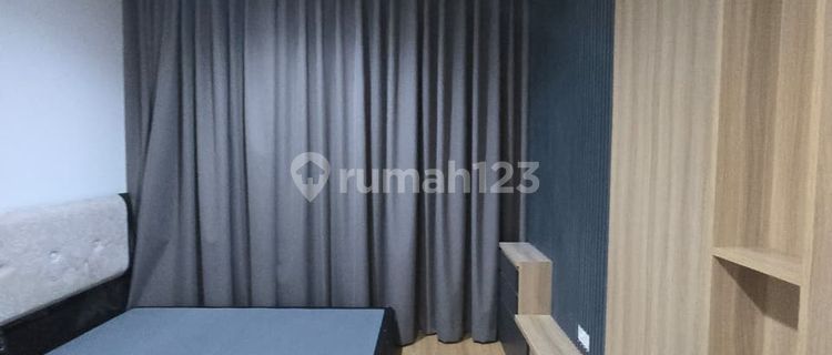 furnish disewakan rumah pik 2, 3 lantai uk:4,5x10m2 siap huni  1