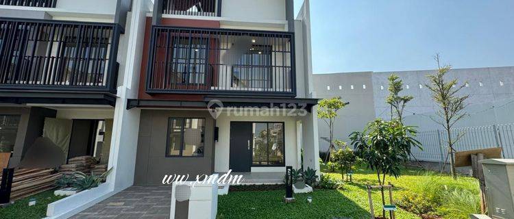 Rumah Brand New LEONORA Gading Serpong Hook Samping Taman 1