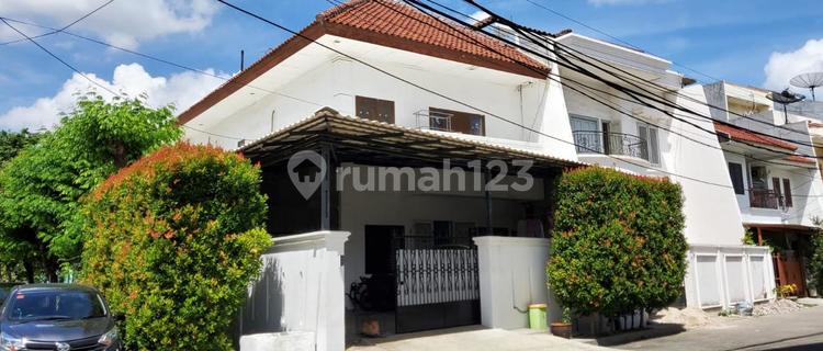 Selling Below Market Value! Corner House 212M2 in Sunter Sts 3 - Rare Value in a Premium Area 1