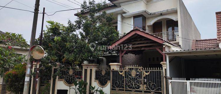 Rumah Cantik 2 Lantai di Griya Loka BSD  1