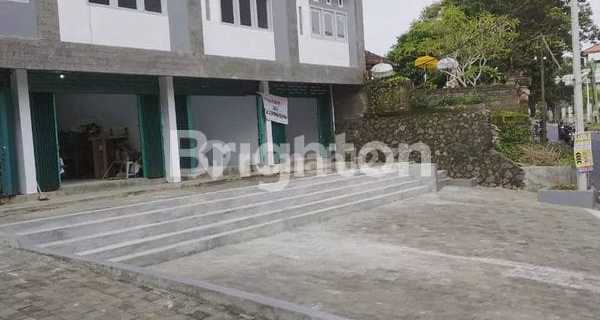 3-Storey Strategic Shop House with Spacious Parking on Wr Supratman Street 1