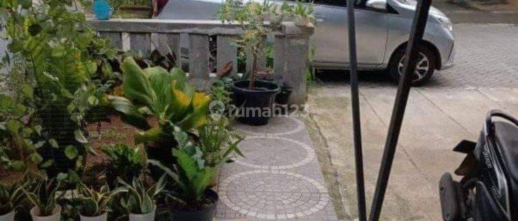 Over rumah siap huni di arco pengasinan . Tanpabi ceking. Hanya ktp kk. Langsung akad 1