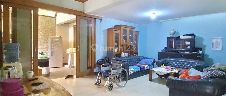 Turun Harga Rumah 2 Lantai Bagus Semi Furnished di Arcamanik 1