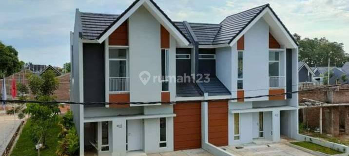 Dijual rumah mewah 2 lantai siap huni lokasi strategis daeng rammang belakang polda  kota makassar 1