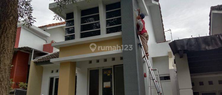 Rumah nyaman di perumahan, Lokasi tenang. SHM. Hadap Selatan. 1