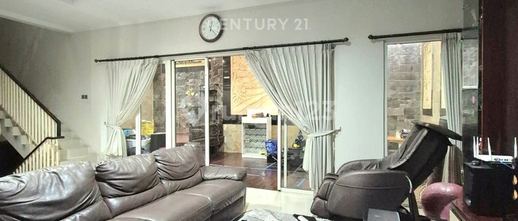 Ready-to-Occupy House in Kebayoran Bintaro 9629 1
