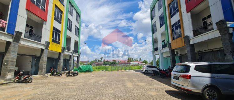 Tanah Lokasi Strategis Siap Bangun Dan Parkir Luas di Uray Bawadi 1
