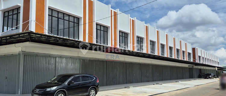 New Ready-to-Use Shop House in a Busy Area, Suitable for Business in Kapur Village. 1