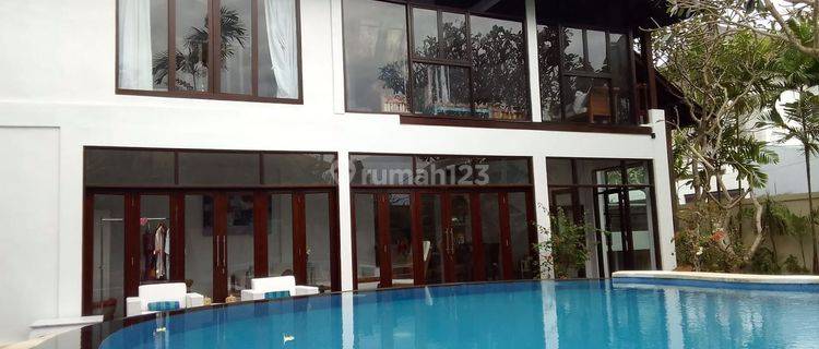 Villa 2 lantai di brawa canggu 1