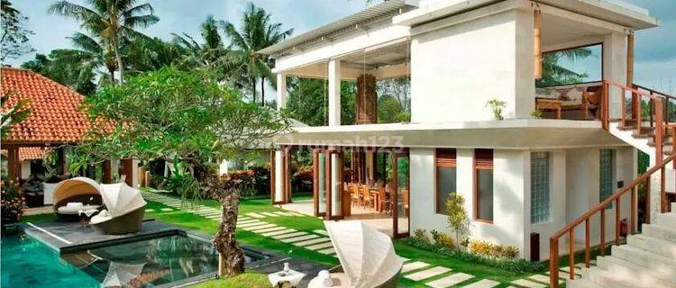 Villa lantai 2 di Jln raya pantai pasut kerambitan tabanan 1