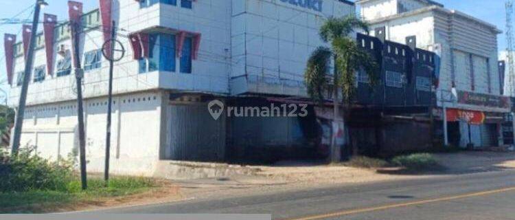 Bangunan Showroom dijalan Way Jepara Labuhan Ratu Way Jepara Lampung Timur 1