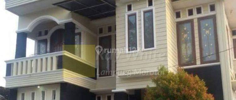 Dijual Rumah Dua Lantai hr 1