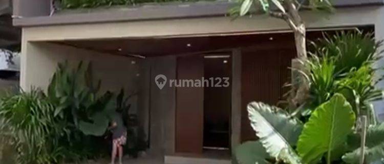 Jimbaran Tropical Modern Villa Ready to Occupy Near Melasti Beach 1