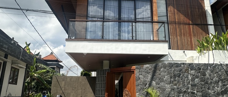 Ubud Villa with Rice Field View Near Ubud Center 1