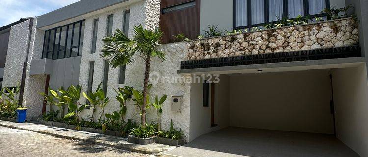 Canggu Luxury Villa 5 Minutes to One Gate System Beach 1