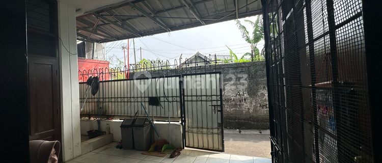 Cheap Active Boarding Houses in the City Center of Pasirkoja, Bandung 1