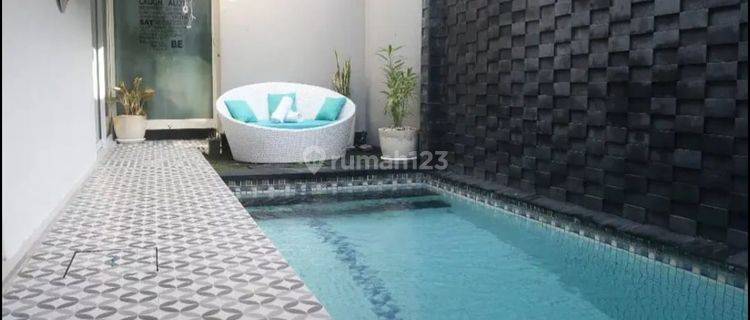 Villa minimalis menawan lokasi dekat ke Seminyak 1