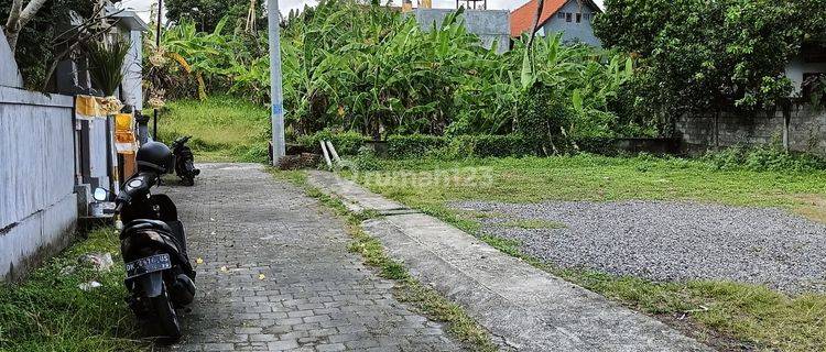 Tanah kavling lokasi tenang di Mengwitani 1