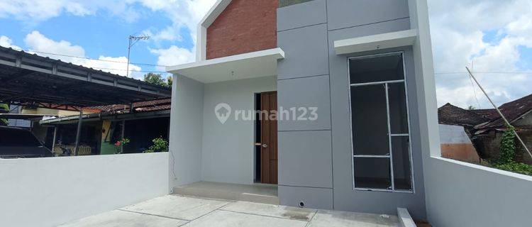 Rumah Minimalis Murah di Godean Dekat Ring Road  1