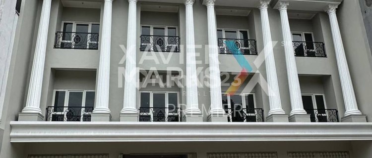 Disewakan Ruko 3 Lantai Strategis Di Tumenggung Suryo Malang 1