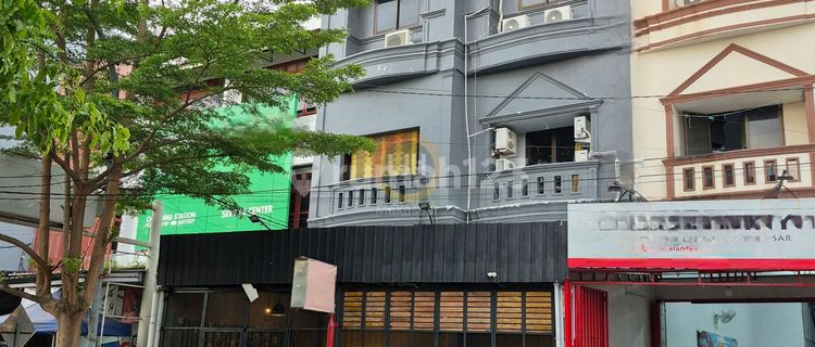 Ready-to-Use Shop House in Central Makassar, Gagak Street. 8x23. 1