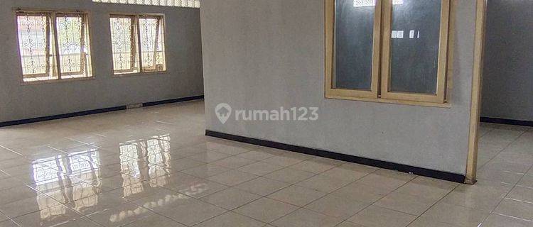 Rumah dan Toko 2 Lantai di Kawasan Ramai Untuk Usaha di Jalan Raya Banjaran 1