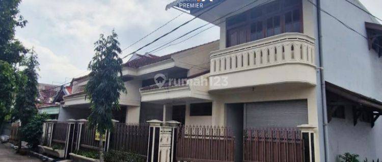 Rumah Kontrakan 2 Lantai di Jalan Logam Logam, Sulfat, Malang 1