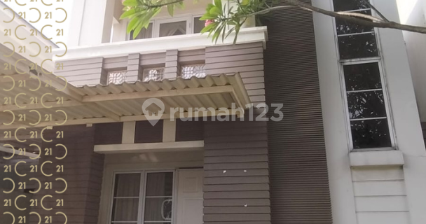 SEMI-FURNISHED HOUSE IN KOTA WISATA CIBUBUR HOUSING ESTATE 1