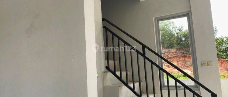 Rumah 2 Lantai Siap Pakai di Perumahan Balikpapan Regency 1