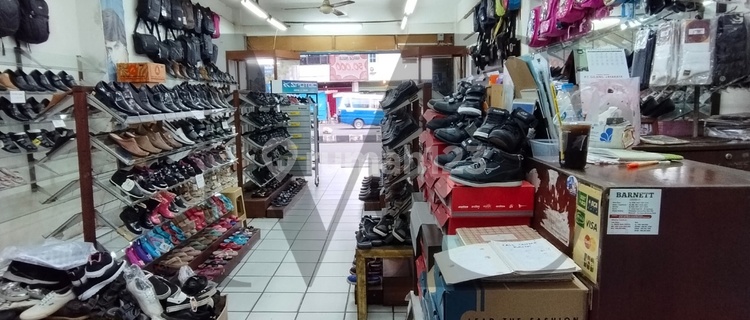 2-Story Shop House in Central City Strategic Area in Balikpapan 1