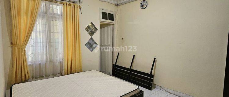 Rumah 2 Lantai 3 Kamar Tidur  Semi Furnished Di Bpp Baru 1