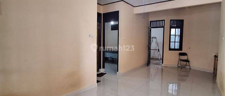 Rumah Minimalis Dengan 4 Kt Di Perumahan Bdi 1