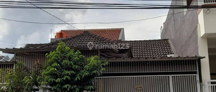 Rumah Hook Siap Huni Jual Cepat Taman Rahayu, Bandung 1