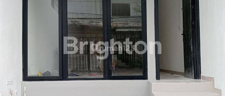 Rumah Baru Siap Huni 3,5 Lantai Jelambar 1