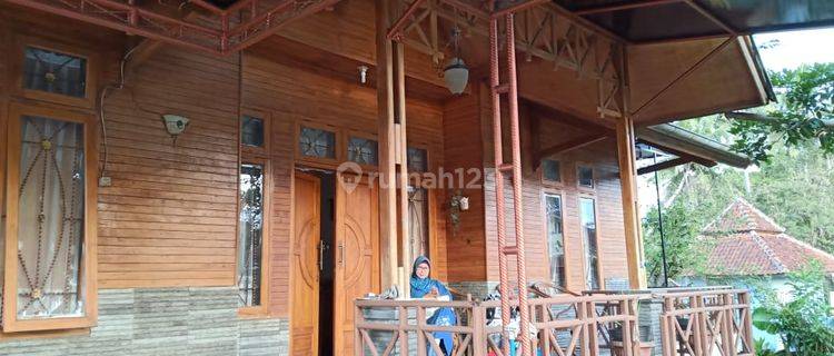 Dijual Rumah di Atas Kolam Ikan Yang Nyaman Di Tasikmalaya 1