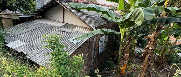 Rumah di Daerah Manyaran Jalan Borobudur 1