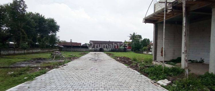 Tanah Cocok Bangun Kos, 2 Km Untidar Magelang, SHM 1