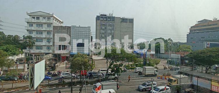 GEDUNG DAAN MOGOT LOKASI PINGGIR JALAN RAYA 1