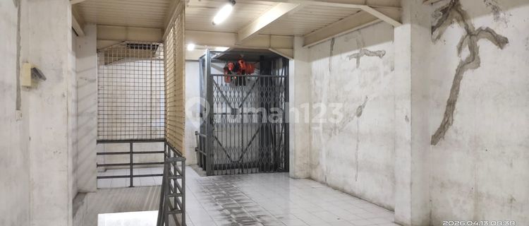 Dutamas Jelambar Shop House Suitable for Business/Warehouse 1