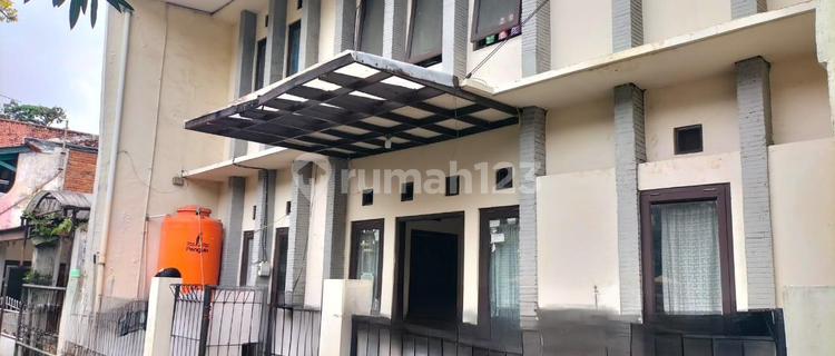 Active Boarding House near UNISBA UNPAS Wastukencana Taman Sari 1