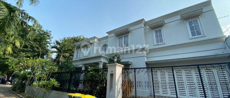 2-Story House in Patra Kuningan With Certified Swimming Pool and SHM Title 1