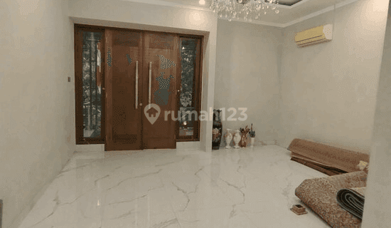 Rumah 2 Lantai Minimalis Modern Kebayoran Residence Sektor 7 6645 1