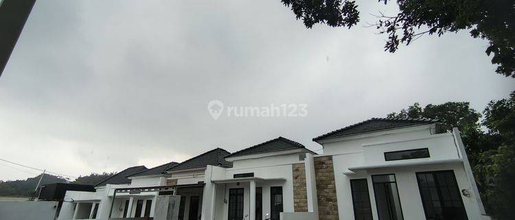 Rumah Desain Minimalis,konsep Semi Cluster,bebas Banjir  1