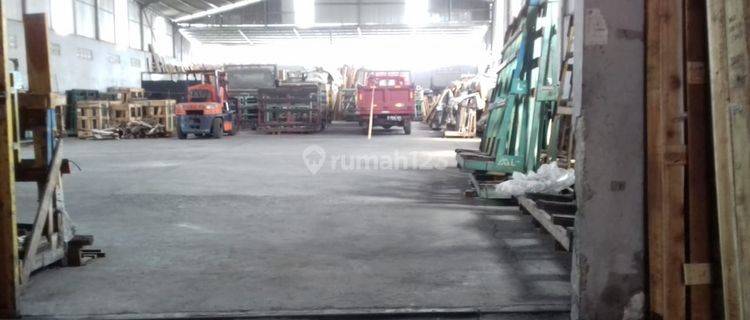 Gudang di Kaliabang, Bekasi 1.100 m Bagus Sertifikat Hak Milik 1