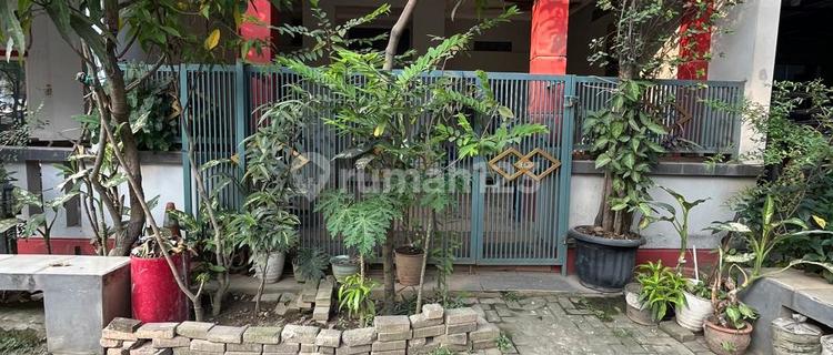 Nice House SHM Villa Mutiara Gading 3, Bekasi 1