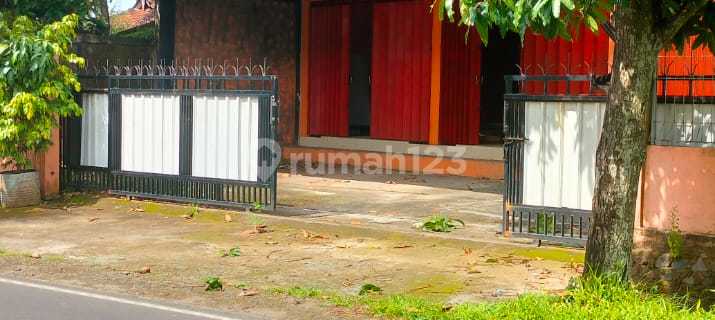 Large Shop 8x10 Mtr Roadside Singaraja Kintamani Province Buleleng Bali 1