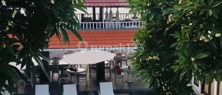 Beautiful Beach Front Villa 600m² Swimming Pool Buleleng Bali  1