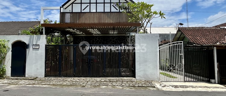 Rumah Mewah Desain Cantik di Jl Palagan Km 8 Dekat Hotel Hyatt 1